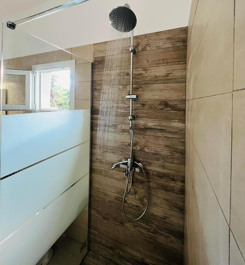 Abuelo Apartment Artemida  Ngoại thất bức ảnh